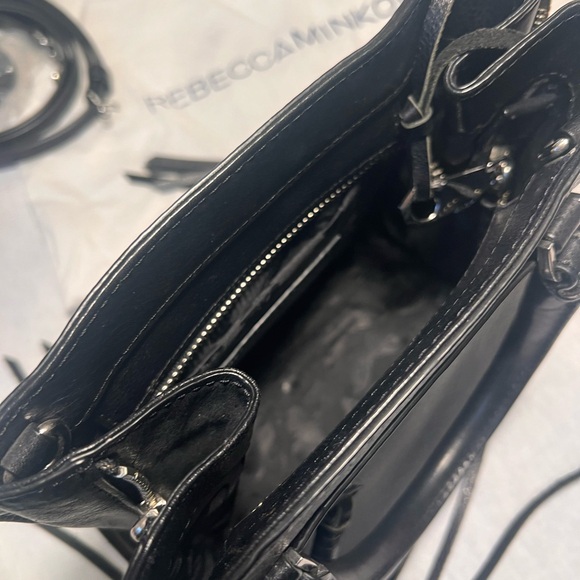 Rebecca Minkoff small handbag-black🖤 - Picture 4 of 4
